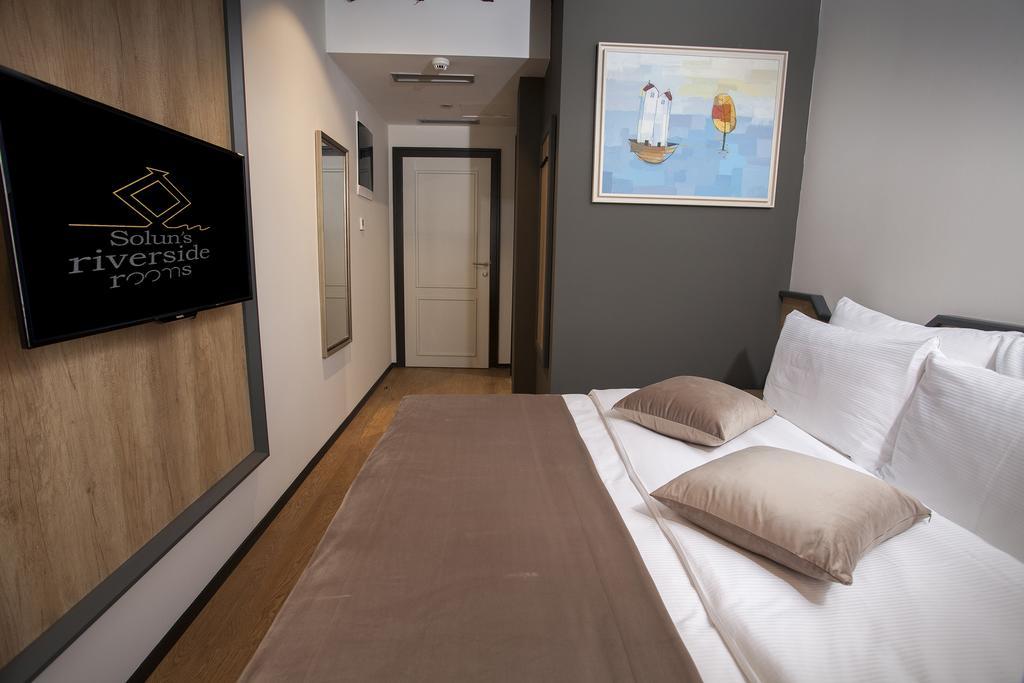 סקופיה Solun'S Riverside Rooms מראה חיצוני תמונה