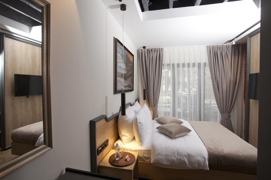 סקופיה Solun'S Riverside Rooms מראה חיצוני תמונה